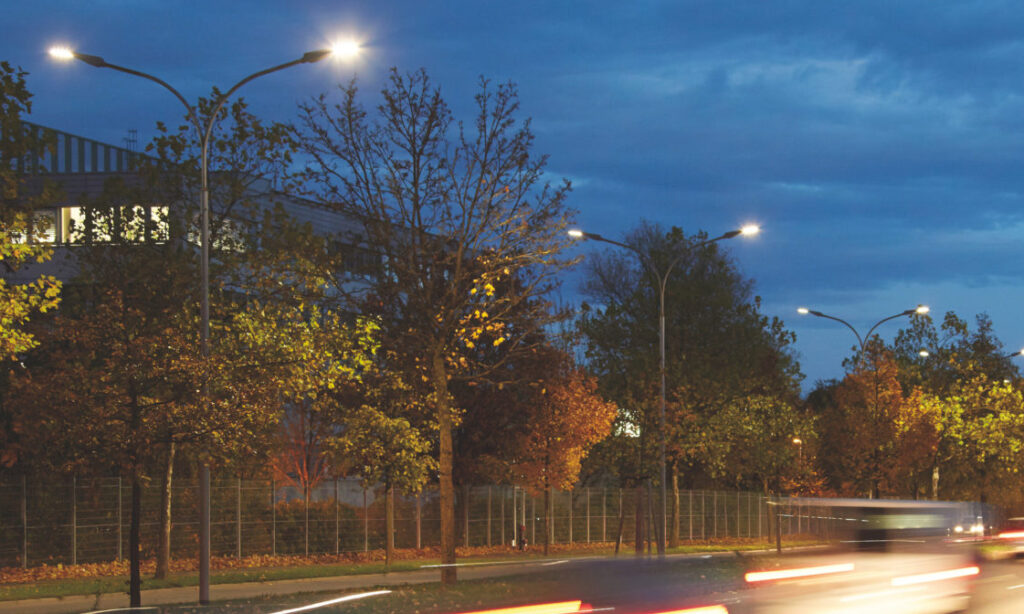 NFOŚiGW dofinansuje nowoczesne oświetlenie uliczne w Nowogardzie i gminie Stara Kornica