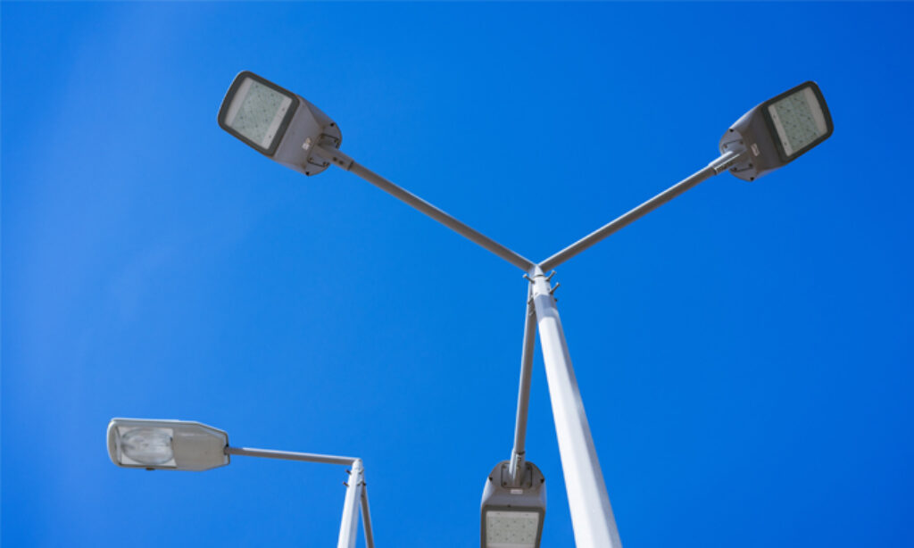 20 000 opraw LED w sieci oświetleniowej Taurona